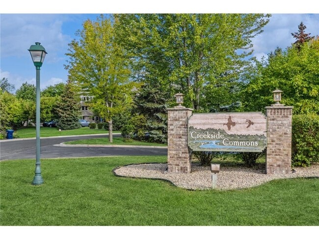 Building Photo - 16520 Tranquility Ct