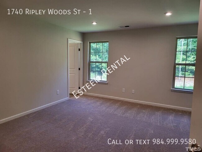 Building Photo - 1740 Ripley Woods St
