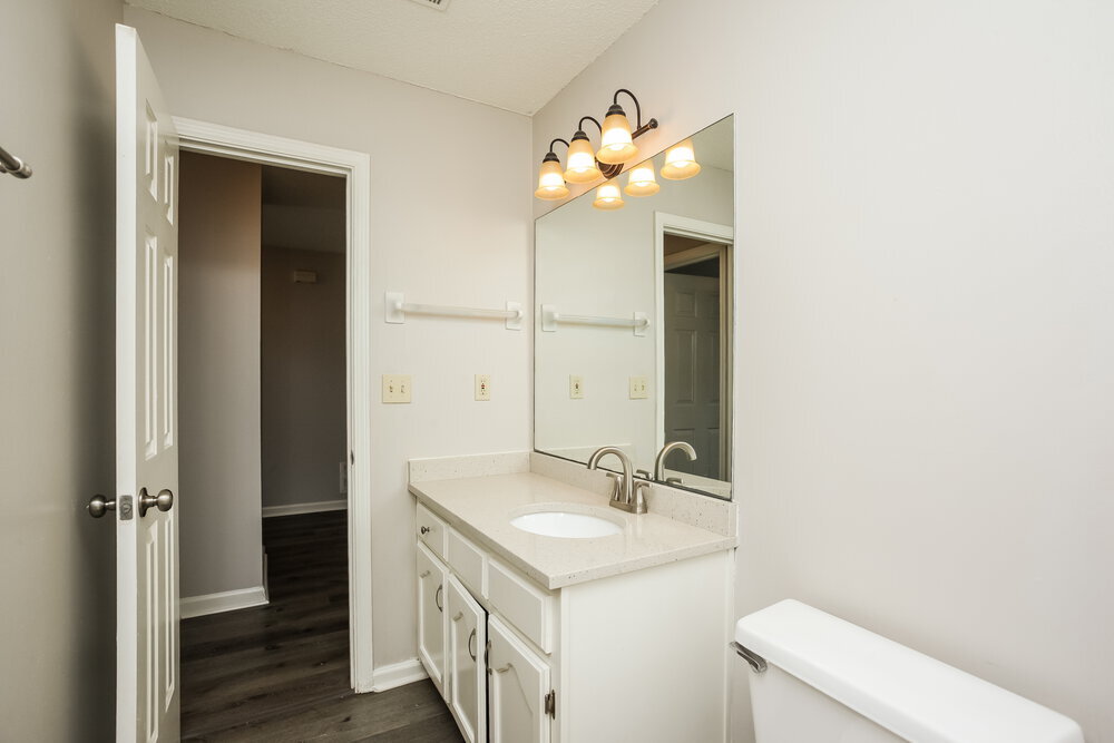 Building Photo - 7196 Atterbury Cir W