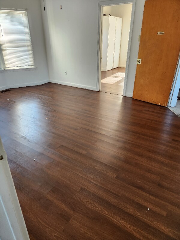 Building Photo - 409 Marshall St