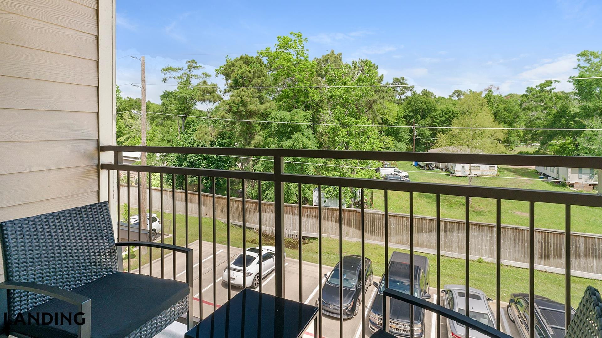 Building Photo - 20290 Park Lake View Dr