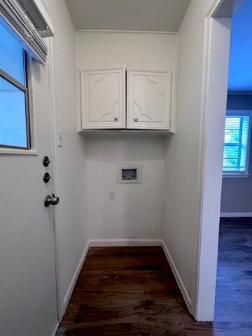 Building Photo - 921 S Valentine Dr