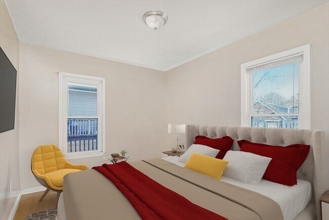 Building Photo - 22 Hendry St