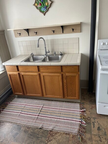 Building Photo - 114 West St