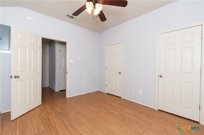 Building Photo - 4608 Bowles Dr