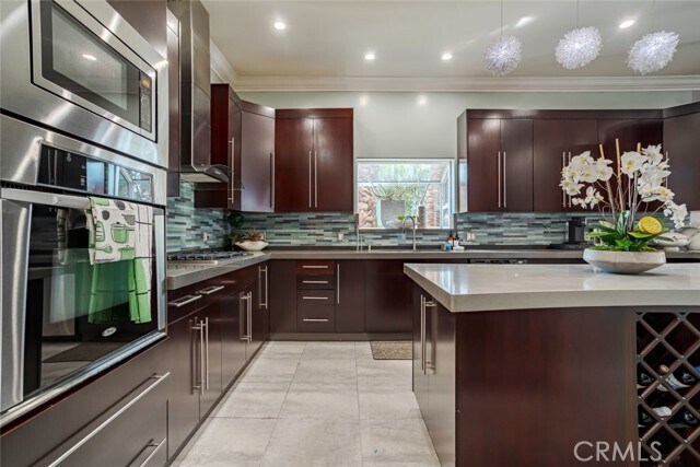 Building Photo - 12945 Calvert St