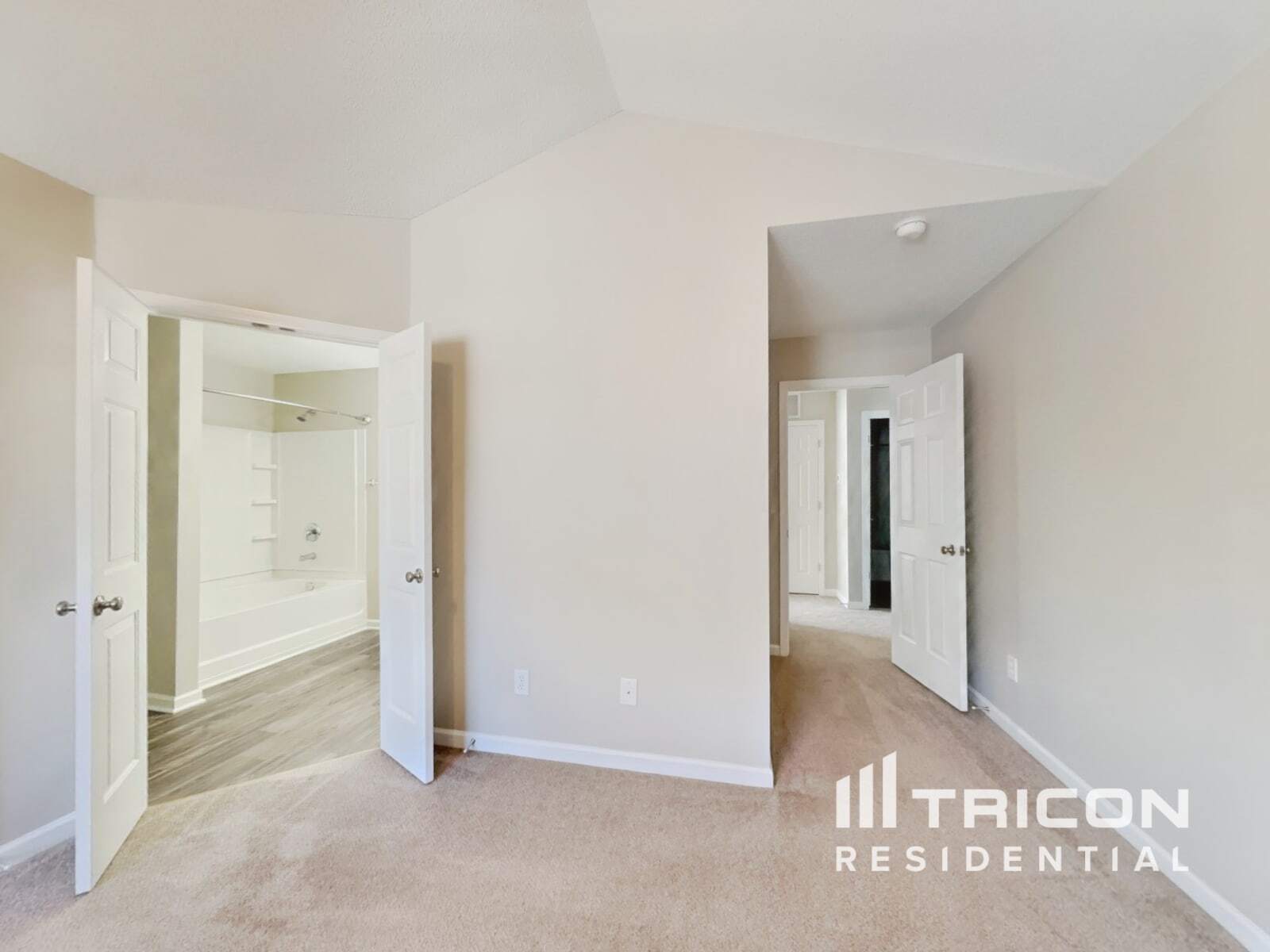 Building Photo - 5040 Liberty Hall Cir