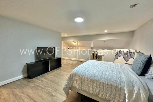 Building Photo - 4507 Furling Ln