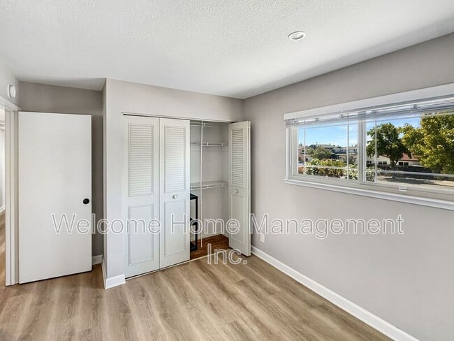 Building Photo - 38854 Jonquil Dr