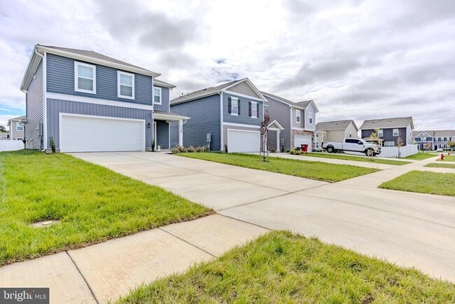 Building Photo - 110 Charing Cross Dr