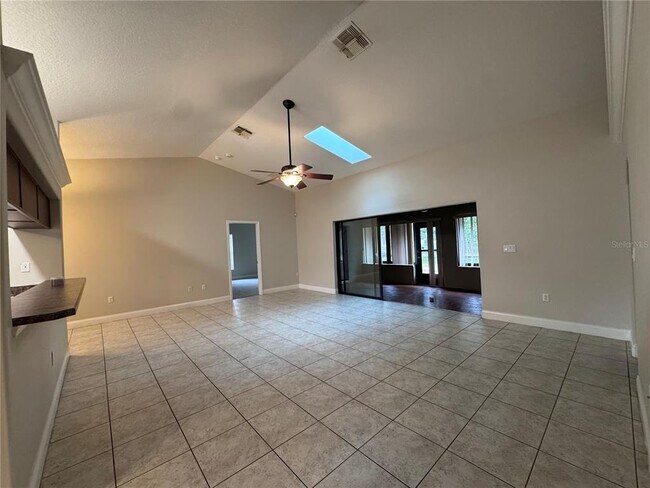 Building Photo - 4924 Raylene Way