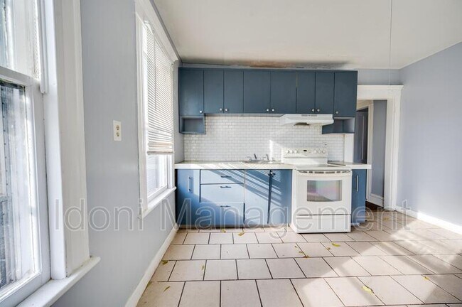 Building Photo - 76-78 Washington Terrace