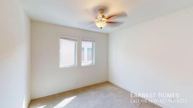 Building Photo - 12073 Carabela Ct
