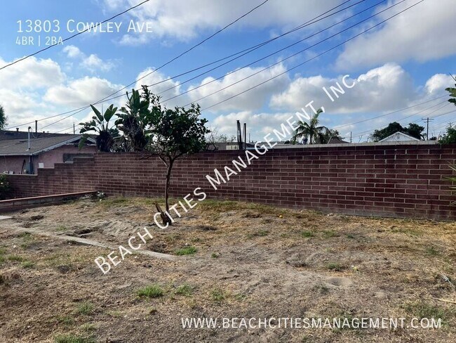 Building Photo - 13803 Cowley Ave