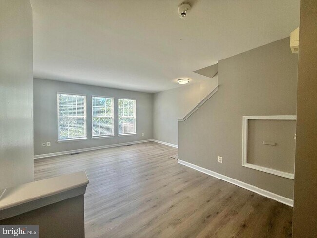 Building Photo - 44487 Potter Terrace