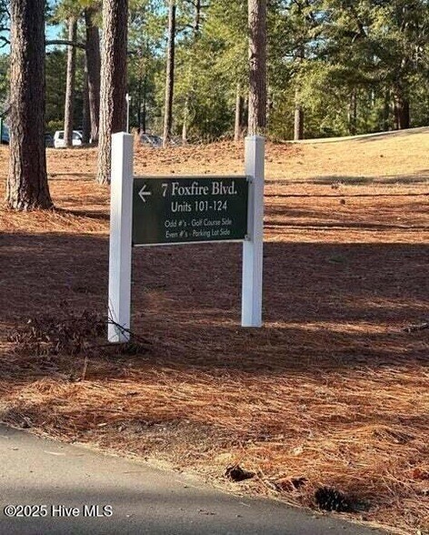 Building Photo - 7 Foxfire Blvd