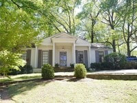 Building Photo - 746 Frst Trl NW