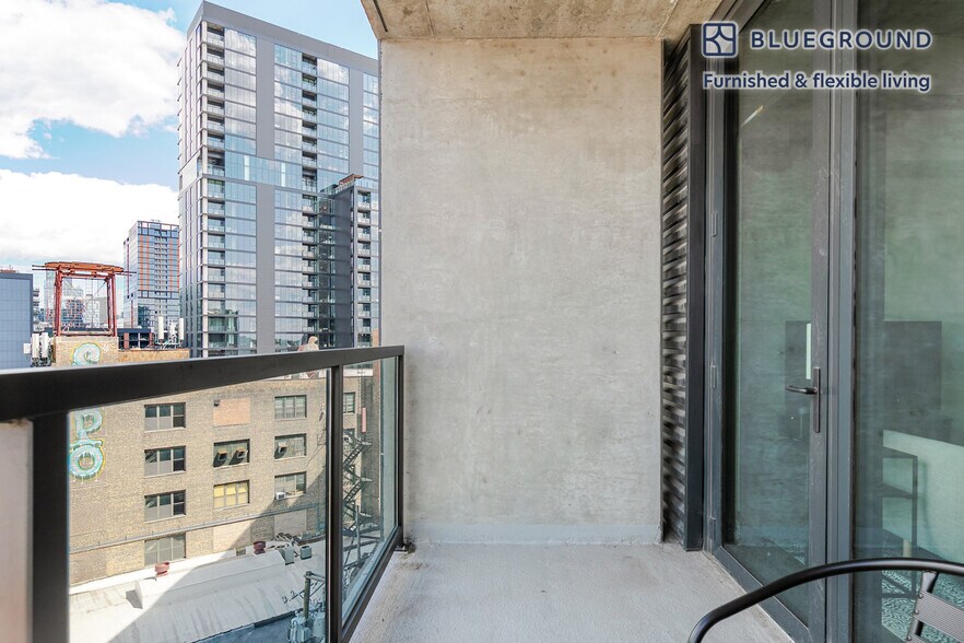 Building Photo - 1454 W Randolph St