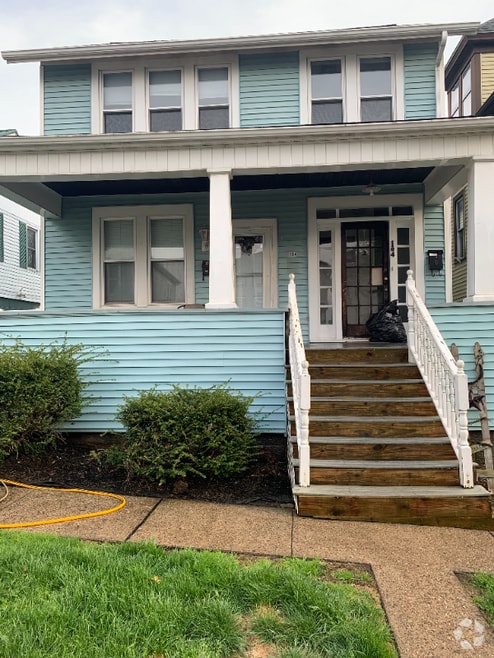 Building Photo - 104 N 8th St