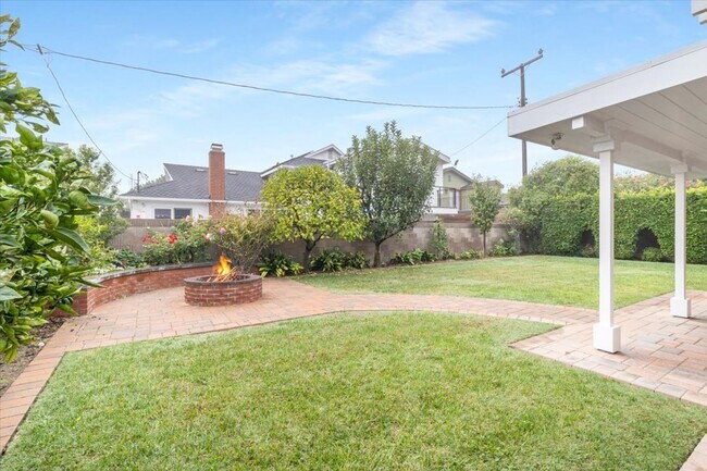 Building Photo - Beautiful Marble Estates Home