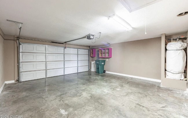 Building Photo - 16 Birch Hollow Ln