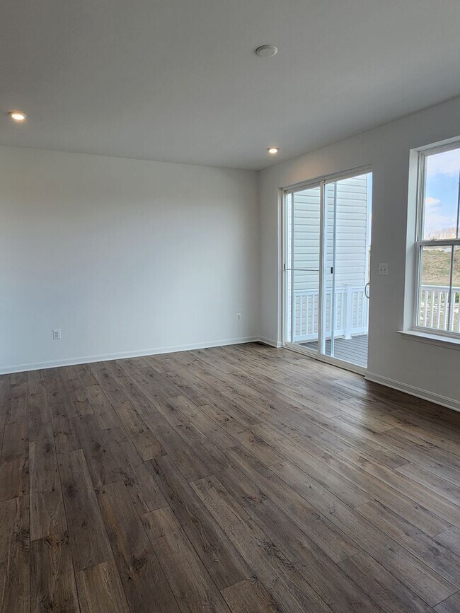 Building Photo - New Construction Townhome in Middletown
