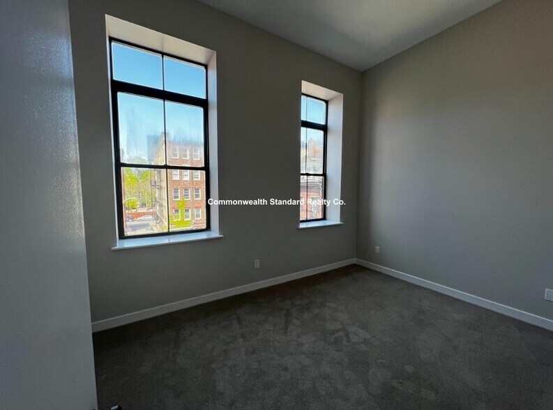 Building Photo - 1661-1663 Washington St. Unit 308