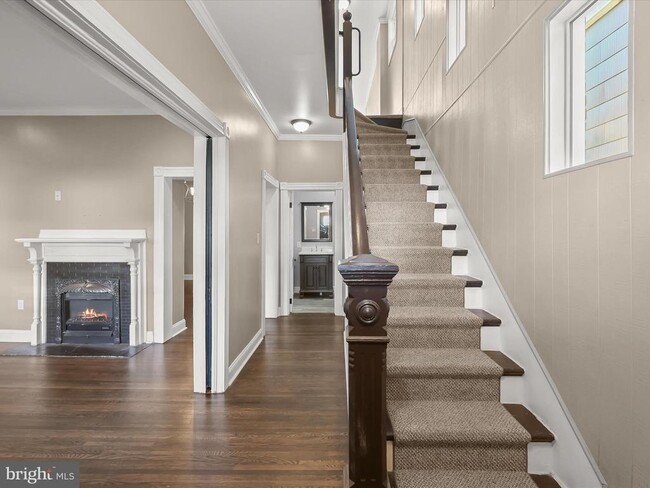 Building Photo - 13 N Allegany St