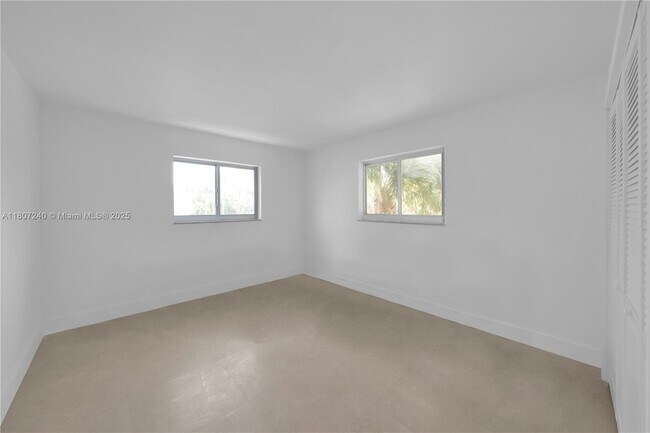 Building Photo - 251 Galen Dr