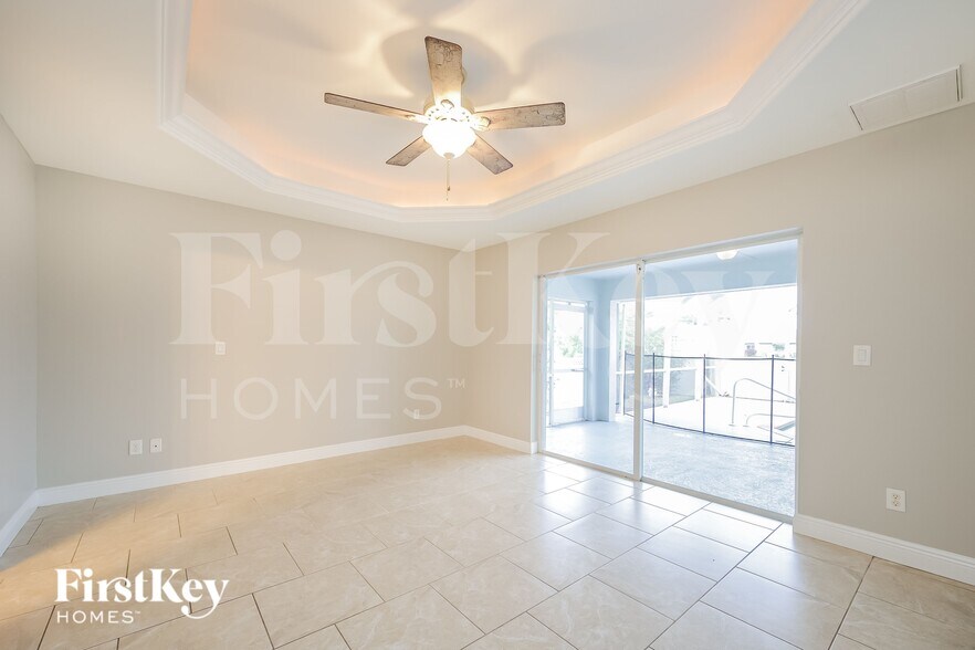 Building Photo - 346 NE 23rd St