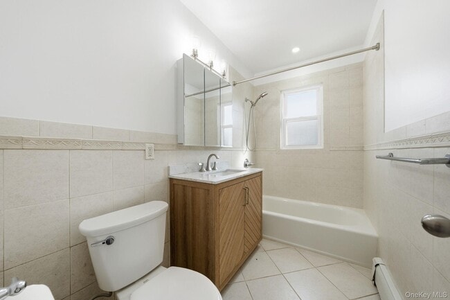 Building Photo - 240 S Broadway