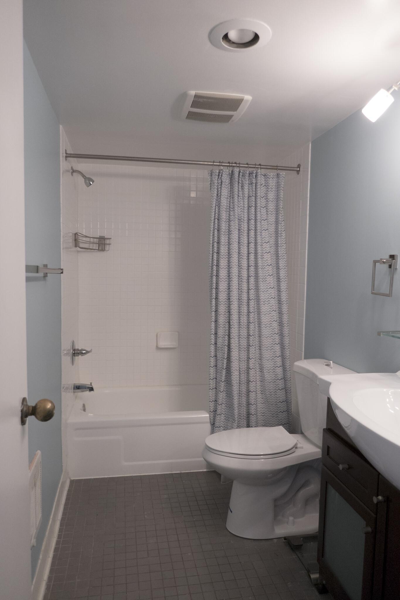 upstairs bathroom - 1245 13th St NW