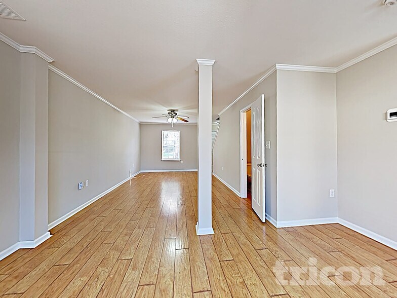 Building Photo - 5129 Grays Ridge Dr