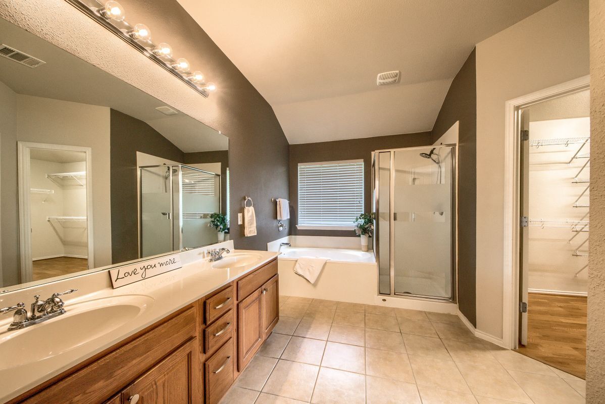 Building Photo - 25614 Texas Ash