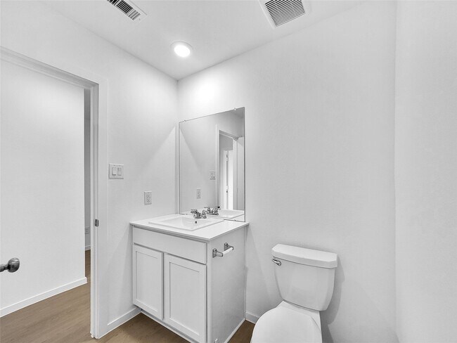 Building Photo - 452 Texas Pecan Dr