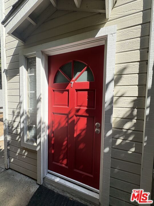 Building Photo - 741 Venice Way