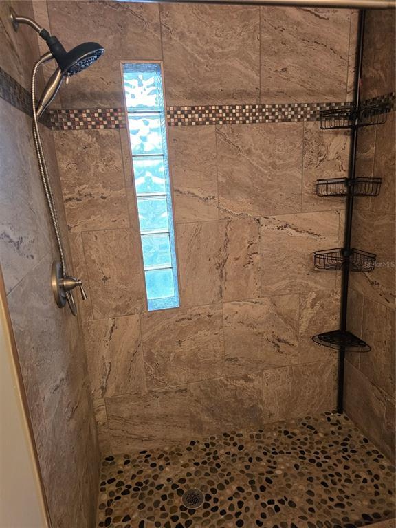 Building Photo - 8701 Village Green Blvd