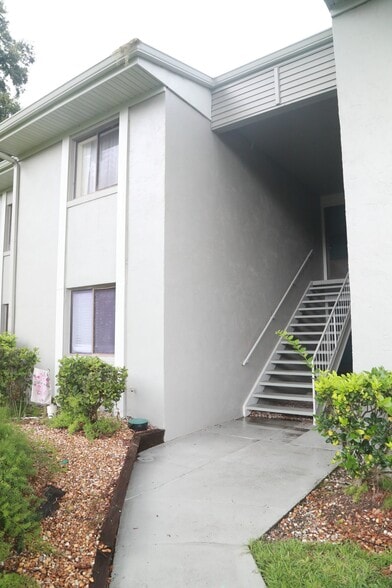 Building Photo - 306 Palm Coast Pkwy NE