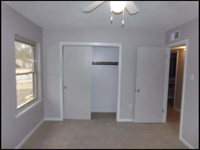 Building Photo - 8 Brookway Ln