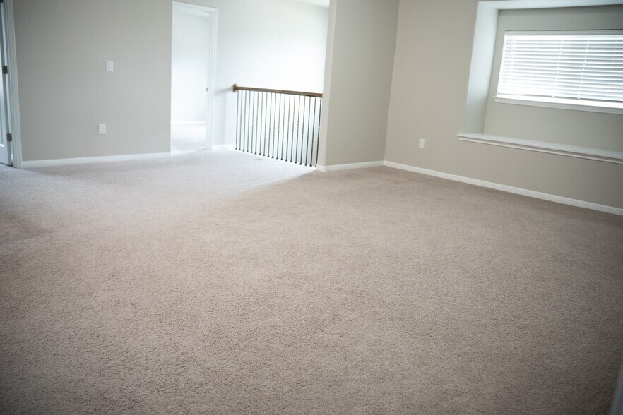 Building Photo - 532 Arrowhead Vine St