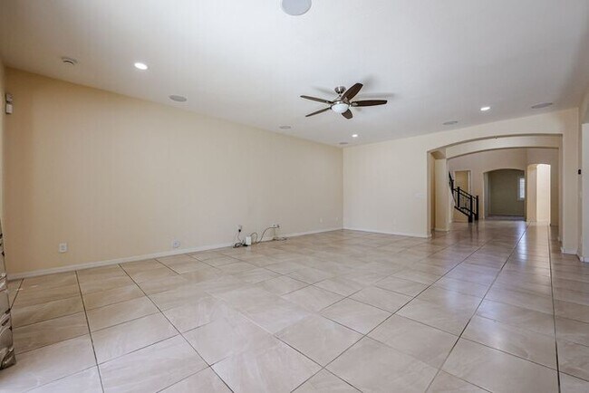 Building Photo - Stunning home located in the heart of Chandler, AZ!