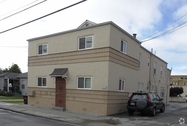 Primary Photo - 914-916 Kains Ave