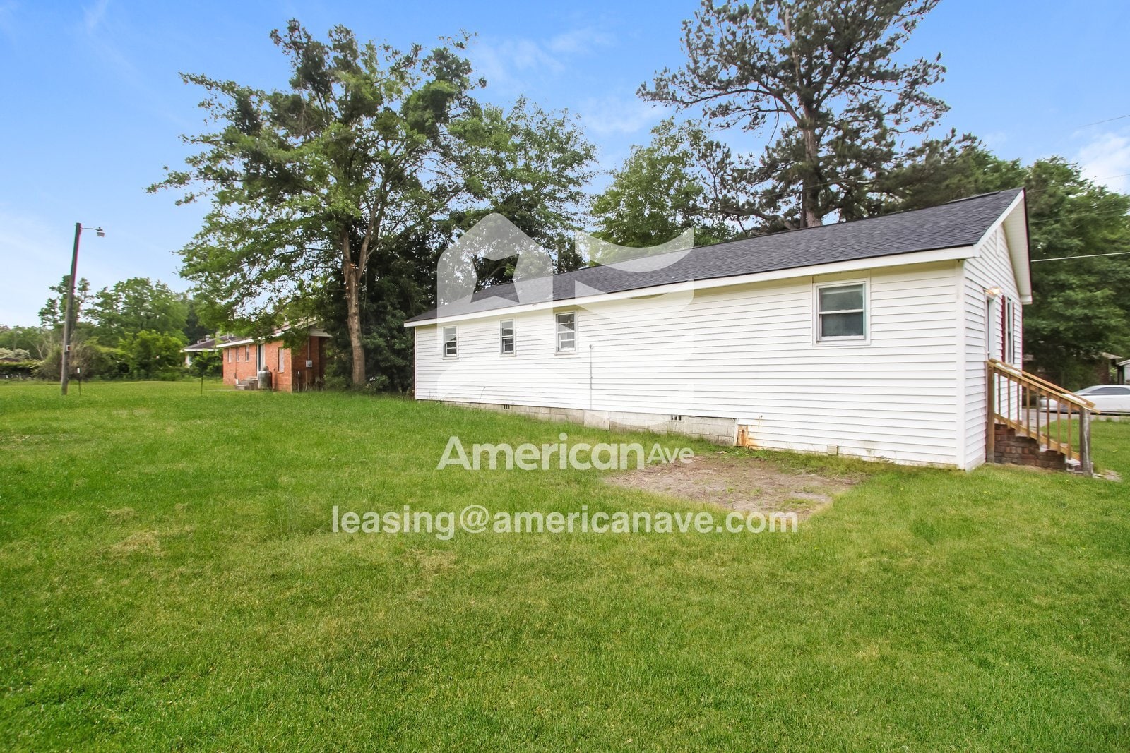 Building Photo - 2325 Boulevard Rd