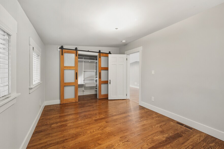 Building Photo - 12346 Sand Point Way NE