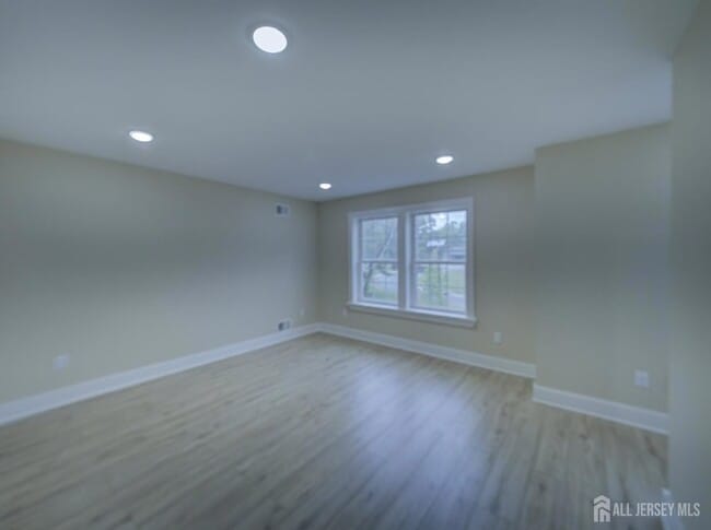 Building Photo - 8 Travers Ave