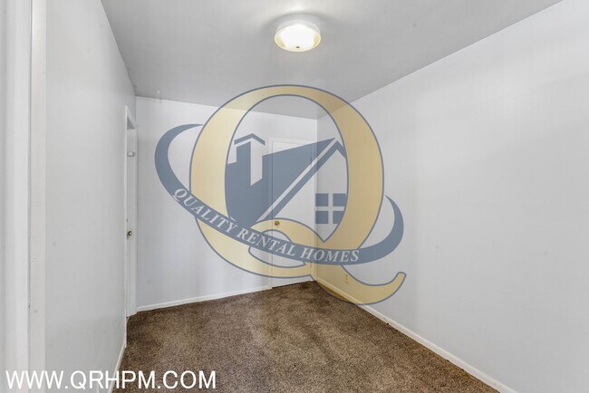 Building Photo - 111 N Shiawassee St