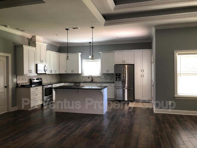 Building Photo - 9169 Timber Ln