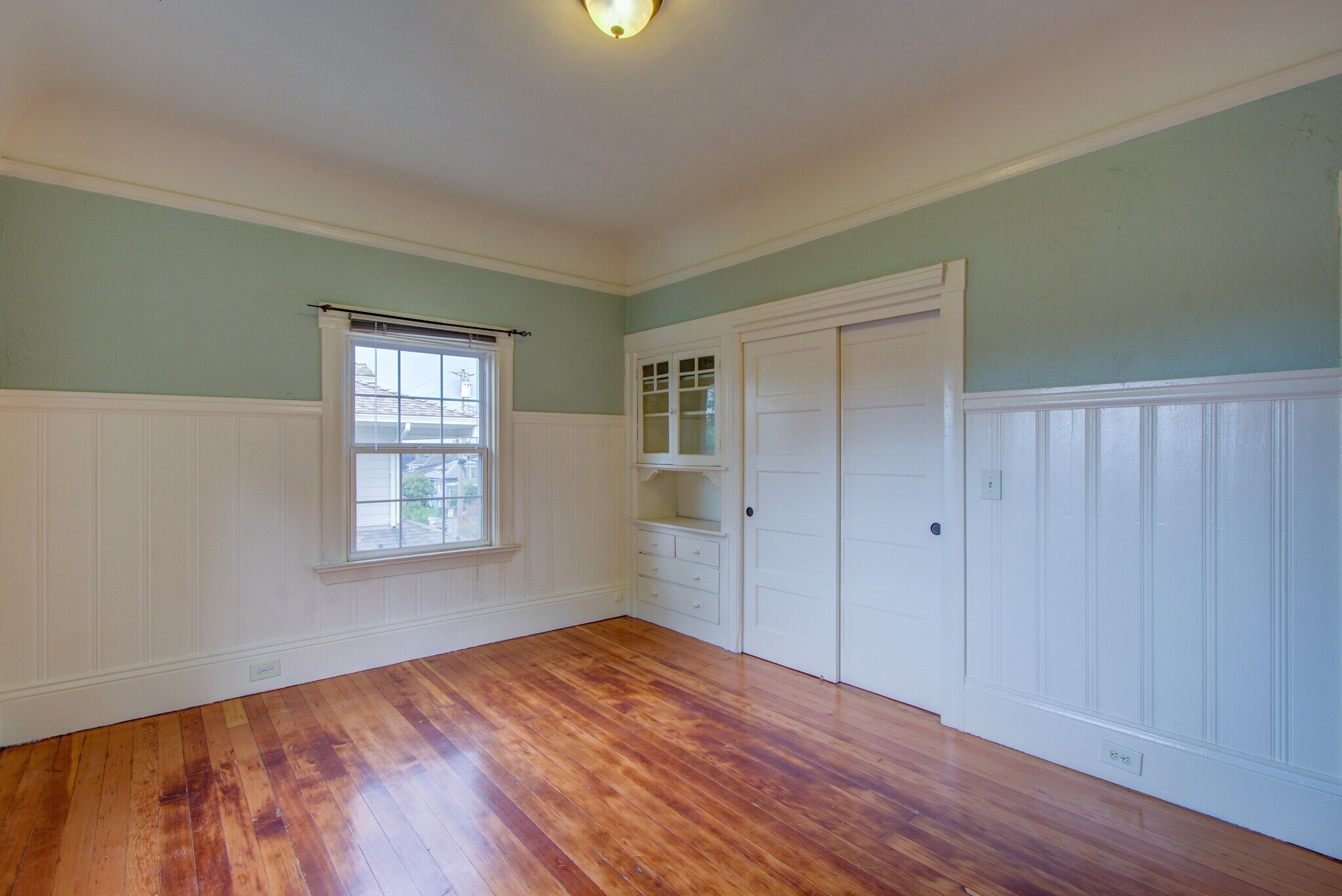 Master Bedroom closet - 601 63rd St