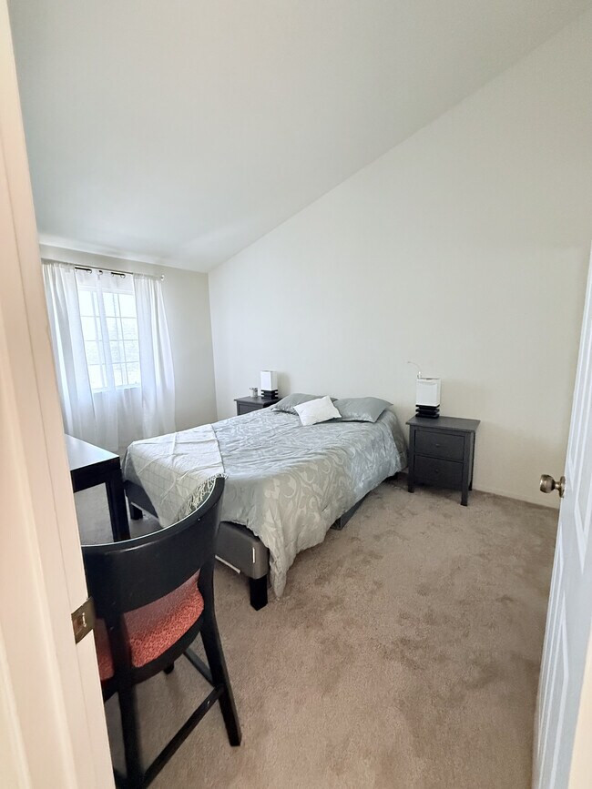 Building Photo - 162 Pelican Loop