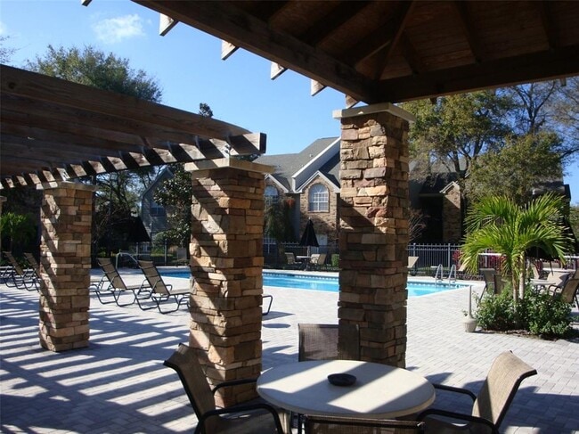 Building Photo - 2500 Winding Creek Blvd
